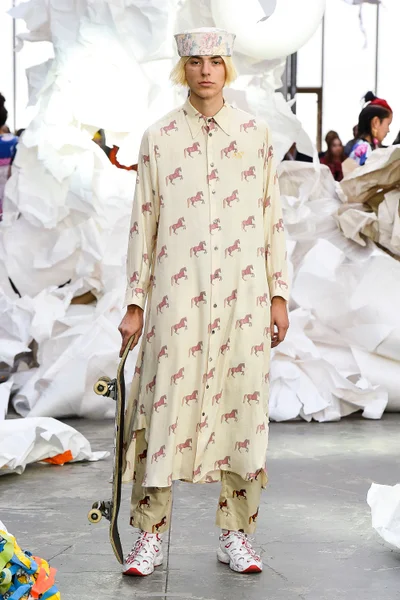 Look 19